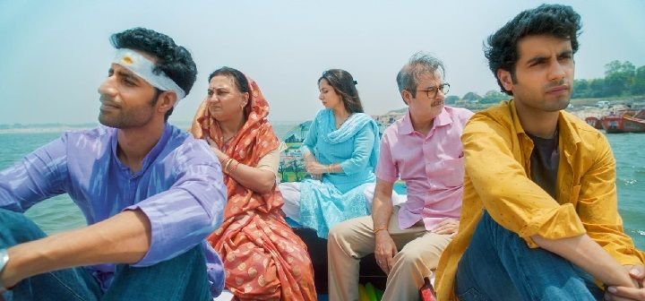 fisaddi-web-series-prayagraj-family